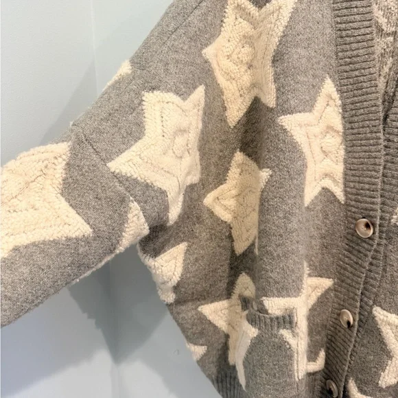 Bucketlist Wrapped in Stars Over Sized Cardigan Sweater - Picture 4 of 7